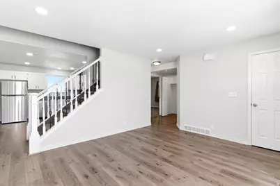 4685 S 3900 W, Roy, UT 84067 - Photo 8