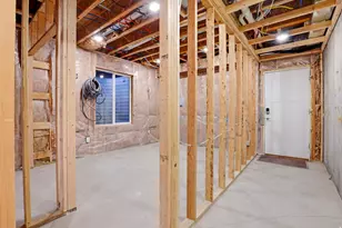 7537 W Sage Grass Ln, Herriman, UT 84096 - Photo 38
