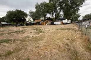 211 W 100 S, Gunnison, UT 84634 - Photo 10