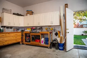 8862 S Cheshire Dr, Sandy, UT 84093 - Photo 28