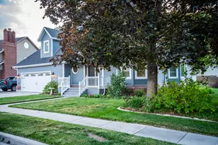 8862 S Cheshire Dr, Sandy, UT 84093 - Photo 4