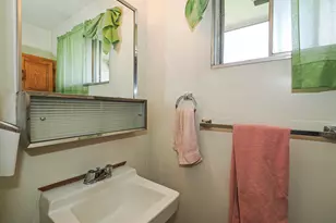 12366 S Mountain View Dr W, Riverton, UT 84065 - Photo 48