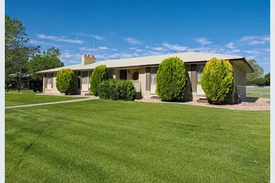 12366 S Mountain View Dr W, Riverton, UT 84065 - Photo 2
