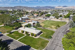 12366 S Mountain View Dr W, Riverton, UT 84065 - Photo 18