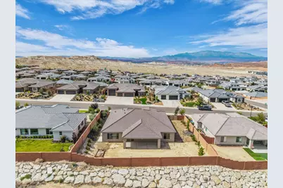 2128 E Honeycomb Dr, Saint George, UT 84790 - Photo 22