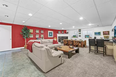 31 Village Square Rd, Centerville, UT 84014 - Photo 16