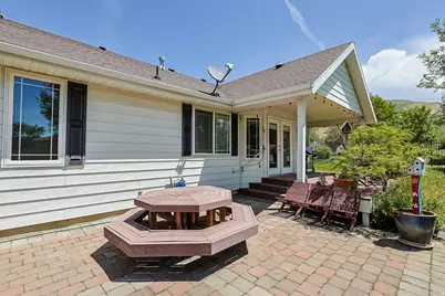 31 Village Square Rd, Centerville, UT 84014 - Photo 26