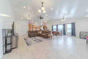 2029 W Mortensen Ln, Roosevelt, UT 84066 - Photo 8