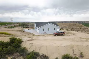 2029 W Mortensen Ln, Roosevelt, UT 84066 - Photo 4