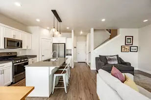 1323 E Weyburn Ln S, Holladay, UT 84117 - Photo 6