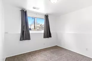 209 N 850 E, Layton, UT 84041 - Photo 16