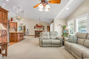 11159 S Via Encantada Way W, South Jordan, UT 84095 - Photo 12