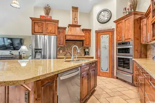 11159 S Via Encantada Way W, South Jordan, UT 84095 - Photo 14