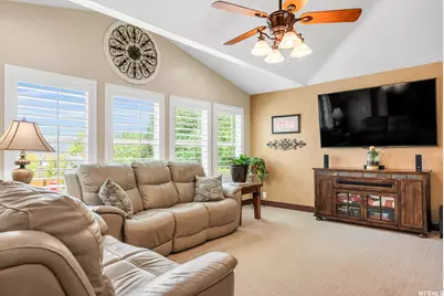 11159 S Via Encantada Way W, South Jordan, UT 84095 - Photo 10