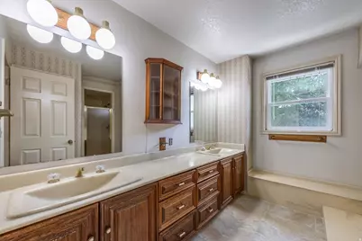 5529 S Woodcrest Dr E, Holladay, UT 84117 - Photo 24