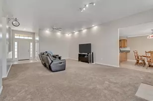 634 W 2325 N, Layton, UT 84041 - Photo 14
