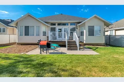634 W 2325 N, Layton, UT 84041 - Photo 6