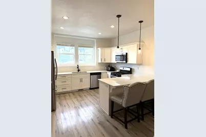 13933 S Little Ridge Ln, Herriman, UT 84096 - Photo 2