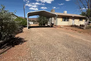 494 S 410 E, Kanab, UT 84741 - Photo 4