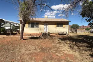 494 S 410 E, Kanab, UT 84741 - Photo 2