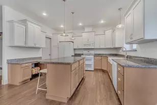 1869 W Hollybrook Way N, Farmington, UT 84025 - Photo 8