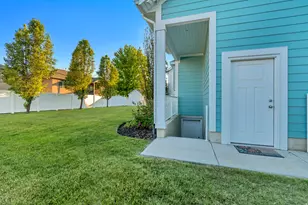 1869 W Hollybrook Way N, Farmington, UT 84025 - Photo 32