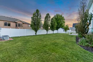 1869 W Hollybrook Way N, Farmington, UT 84025 - Photo 34