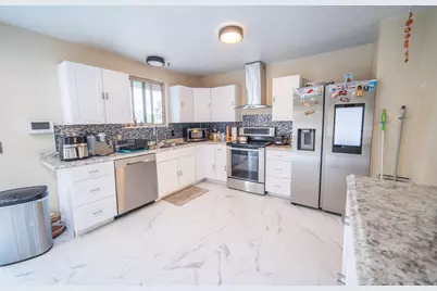 1430 E 8685 S, Sandy, UT 84093 - Photo 2