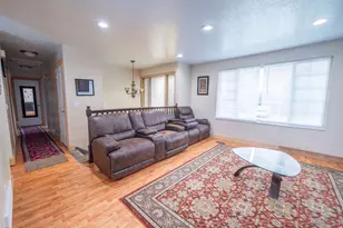 1430 E 8685 S, Sandy, UT 84093 - Photo 8