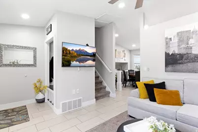 2267 N 1075 E, Layton, UT 84040 - Photo 6