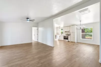 10525 N 5500 E, Tridell, UT 84076 - Photo 12