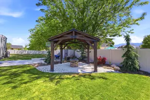 90 N 2975 W, Layton, UT 84041 - Photo 42