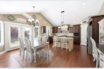 90 N 2975 W, Layton, UT 84041 - Photo 8