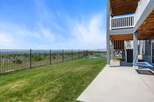 1447 N Shadow Wood Dr, Kaysville, UT 84037 - Photo 48