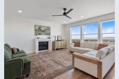 1447 N Shadow Wood Dr, Kaysville, UT 84037 - Photo 12