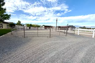 4087 N Cochrane Ln, Erda, UT 84074 - Photo 54