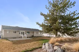 882 N 200 W, American Fork, UT 84003 - Photo 34