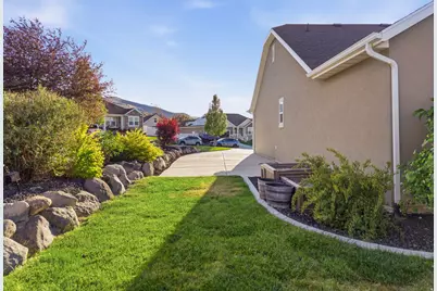1664 S Landrock Dr, Saratoga Springs, UT 84045 - Photo 26