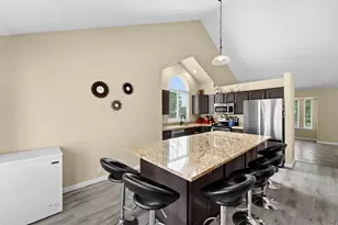 1712 W 8300 S, West Jordan, UT 84088 - Photo 10
