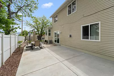 1712 W 8300 S, West Jordan, UT 84088 - Photo 42