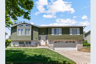 877 N Starcrest Dr, Salt Lake City, UT 84116 - Photo 2