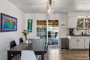 877 N Starcrest Dr, Salt Lake City, UT 84116 - Photo 8