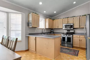 10812 S Granite Dr, Sandy, UT 84094 - Photo 8