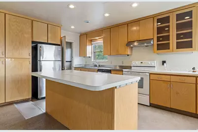 270 E 11th Ave N, Salt Lake City, UT 84103 - Photo 12