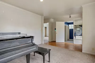 270 E 11th Ave N, Salt Lake City, UT 84103 - Photo 10