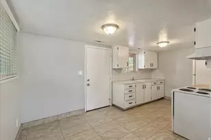 37 W 600 N, Orem, UT 84057 - Photo 26