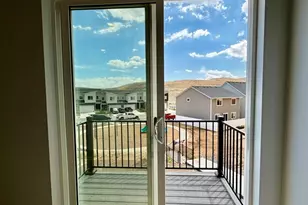 1593 W Viola Ln, Saratoga Springs, UT 84045 - Photo 4