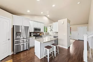 5106 W Amber Rose Ln S, Herriman, UT 84096 - Photo 4