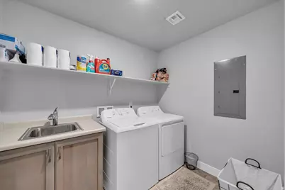 1739 Mountain Trl, Saint George, UT 84790 - Photo 14
