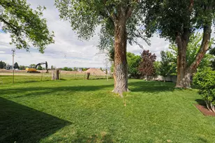 3010 E 3345 S, Salt Lake City, UT 84109 - Photo 8